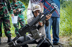 SPG1A-V4: Pelontar Granat Kaliber 40 mm Buatan Dalam Negeri 