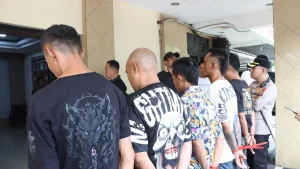 Debt Collector Ditangkap di Jakbar Tarik paksa motor warga
